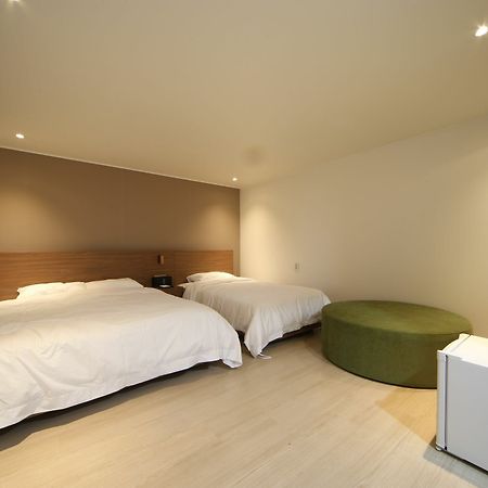 Soho Hotel Busan Exterior foto
